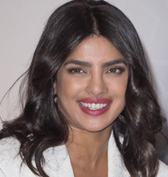 &#x3A4;&#x3BF; &#x3BD;&#x3AD;&#x3BF; &#x3BA;&#x3BF;&#x3CD;&#x3C1;&#x3B5;&#x3BC;&#x3B1; &#x3C4;&#x3B7;&#x3C2; Priyanka Chopra &#x3BA;&#x3AC;&#x3BD;&#x3B5;&#x3B9; &#x3BA;&#x3AC;&#x3B8;&#x3B5; &#x3B3;&#x3C5;&#x3BD;&#x3B1;&#x3AF;&#x3BA;&#x3B1; &#x3BD;&#x3B1; &#x3B4;&#x3B5;&#x3AF;&#x3C7;&#x3BD;&#x3B5;&#x3B9; &#x3BD;&#x3B5;&#x3CC;&#x3C4;&#x3B5;&#x3C1;&#x3B7;