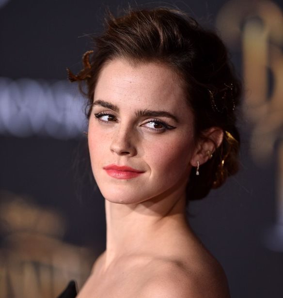 H Emma Watson &#x3B1;&#x3C0;&#x3B1;&#x3BD;&#x3C4;&#x3AC; &#x3C3;&#x3C4;&#x3B9;&#x3C2; &#x3BA;&#x3C1;&#x3B9;&#x3C4;&#x3B9;&#x3BA;&#x3AD;&#x3C2; &#x3B3;&#x3B9;&#x3B1; &#x3C4;&#x3B7;&#x3BD; &#x3C4;&#x3BF;&#x3BB;&#x3BC;&#x3B7;&#x3C1;&#x3AE; &#x3C6;&#x3C9;&#x3C4;&#x3BF;&#x3B3;&#x3C1;&#x3AC;&#x3C6;&#x3B7;&#x3C3;&#x3AE; &#x3C4;&#x3B7;&#x3C2;