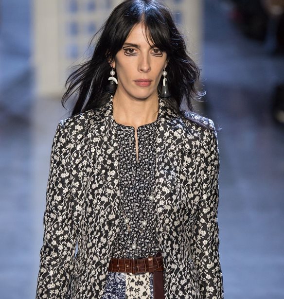 O &#x3BF;&#x3AF;&#x3BA;&#x3BF;&#x3C2; Altuzarra &#x3C3;&#x3C4;&#x3B7;&#x3C1;&#x3AF;&#x3B6;&#x3B5;&#x3B9; &#x3C4;&#x3B7;&#x3BD; &#x3BF;&#x3C1;&#x3B3;&#x3AC;&#x3BD;&#x3C9;&#x3C3;&#x3B7; Planned Parenthood &#x3BC;&#x3B5; &#x3AD;&#x3BD;&#x3B1; &#x3C0;&#x3C1;&#x3C9;&#x3C4;&#x3CC;&#x3C4;&#x3C5;&#x3C0;&#x3BF; &#x3C4;&#x3C1;&#x3CC;&#x3C0;&#x3BF;