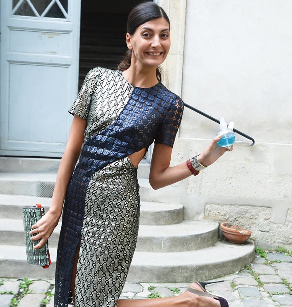 H &#x3BD;&#x3AD;&#x3B1; &#x3BA;&#x3B1;&#x3BC;&#x3C0;&#x3AC;&#x3BD;&#x3B9;&#x3B1; &#x3C4;&#x3B7;&#x3C2; Tory Burch &#x3AD;&#x3C7;&#x3B5;&#x3B9; &#x3BA;&#x3AC;&#x3C4;&#x3B9; &#x3B1;&#x3C0;&#x3CC; &#x3C4;&#x3BF; &#x3C7;&#x3B9;&#x3BF;&#x3CD;&#x3BC;&#x3BF;&#x3C1; &#x3C4;&#x3B7;&#x3C2; Giovanna Battaglia