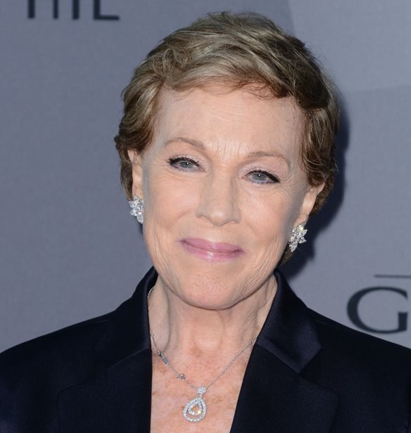 H Julie Andrews &#x3B4;&#x3B9;&#x3B1;&#x3B2;&#x3AC;&#x3B6;&#x3B5;&#x3B9; &#x3C0;&#x3B1;&#x3B9;&#x3B4;&#x3B9;&#x3BA;&#x3AC; &#x3C0;&#x3B1;&#x3C1;&#x3B1;&#x3BC;&#x3CD;&#x3B8;&#x3B9;&#x3B1; online