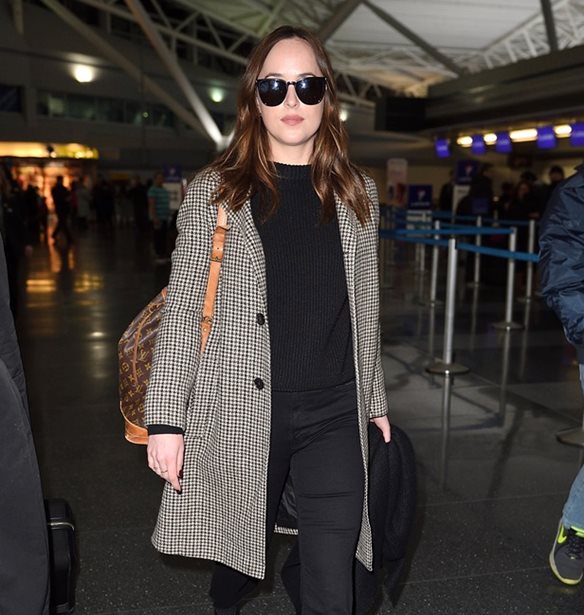 David Beckham-Dakota Johnson: &#x3A0;&#x3BF;&#x3CD; &#x3C4;&#x3BF;&#x3C5;&#x3C2; &#x3B5;&#x3BD;&#x3C4;&#x3CC;&#x3C0;&#x3B9;&#x3C3;&#x3B5; &#x3BF; &#x3C6;&#x3C9;&#x3C4;&#x3BF;&#x3B3;&#x3C1;&#x3B1;&#x3C6;&#x3B9;&#x3BA;&#x3CC;&#x3C2; &#x3C6;&#x3B1;&#x3BA;&#x3CC;&#x3C2;;