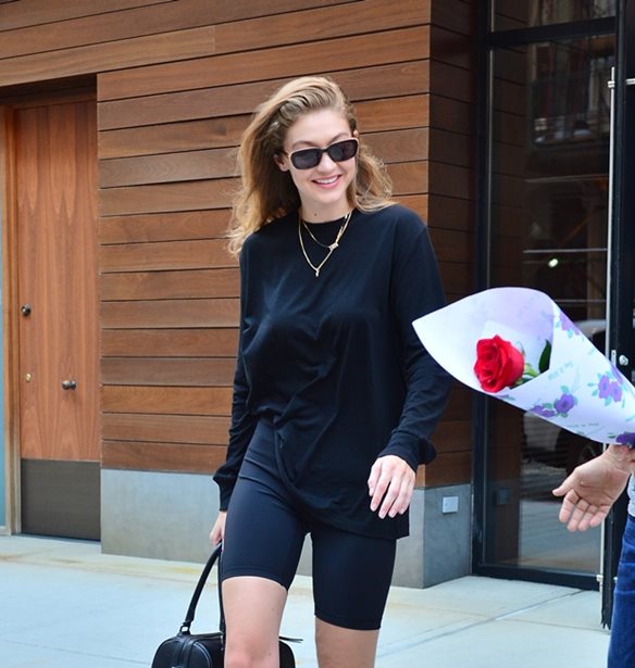 &#x3A0;&#x3BF;&#x3CD; &#x3B1;&#x3C0;&#x3B1;&#x3B8;&#x3B1;&#x3BD;&#x3AC;&#x3C4;&#x3B9;&#x3C3;&#x3B5; &#x3BF; &#x3C6;&#x3C9;&#x3C4;&#x3BF;&#x3B3;&#x3C1;&#x3B1;&#x3C6;&#x3B9;&#x3BA;&#x3CC;&#x3C2; &#x3C6;&#x3B1;&#x3BA;&#x3CC;&#x3C2; &#x3C4;&#x3B7;&#x3BD; Gigi Hadid