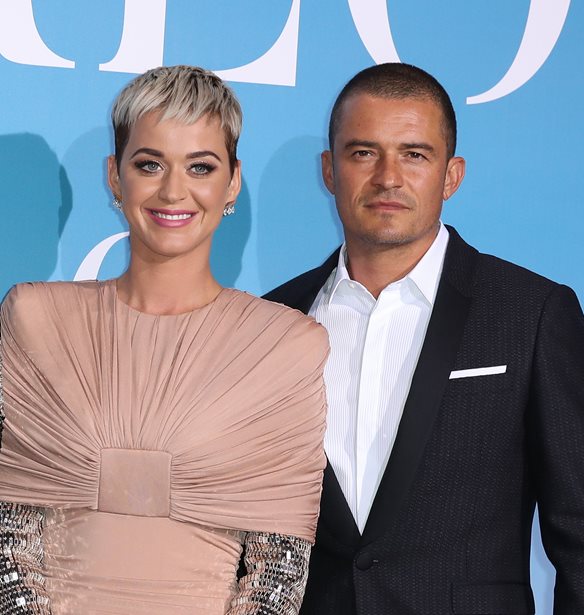 &#x397; Katy Perry &#x3AD;&#x3B4;&#x3C9;&#x3C3;&#x3B5; 50.000 &#x3B4;&#x3BF;&#x3BB;&#x3AC;&#x3C1;&#x3B9;&#x3B1; &#x3B3;&#x3B9;&#x3B1; &#x3BD;&#x3B1; &#x3B2;&#x3B3;&#x3B5;&#x3B9; &#x3C1;&#x3B1;&#x3BD;&#x3C4;&#x3B5;&#x3B2;&#x3BF;&#x3CD; &#x3BC;&#x3B5; &#x3C4;&#x3BF;&#x3BD; Orlando Bloom