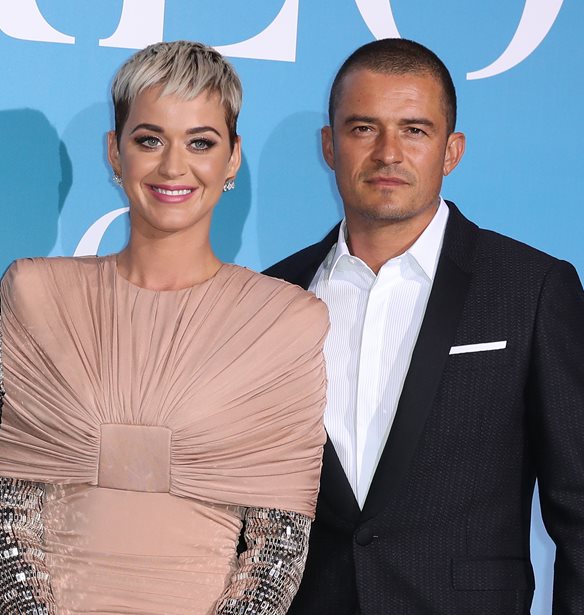 &#x397; Katy Perry &#x3B1;&#x3C0;&#x3BF;&#x3BA;&#x3AC;&#x3BB;&#x3C5;&#x3C8;&#x3B5; &#x3C4;&#x3B7;&#x3BD; &#x3C0;&#x3B5;&#x3C1;&#x3B9;&#x3C0;&#x3B5;&#x3C4;&#x3B5;&#x3B9;&#x3CE;&#x3B4;&#x3B7; &#x3C0;&#x3C1;&#x3CC;&#x3C4;&#x3B1;&#x3C3;&#x3B7; &#x3B3;&#x3AC;&#x3BC;&#x3BF;&#x3C5; &#x3C0;&#x3BF;&#x3C5; &#x3C4;&#x3B7;&#x3C2; &#x3AD;&#x3BA;&#x3B1;&#x3BD;&#x3B5; &#x3BF; &#x39F;rlando Bloom