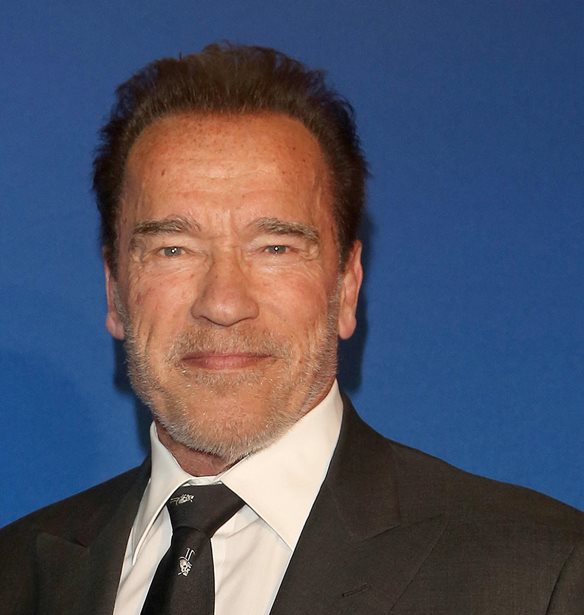 Arnold Schwarzenegger | &#x3A3;&#x3C4;&#x3BF; &#x3BD;&#x3BF;&#x3C3;&#x3BF;&#x3BA;&#x3BF;&#x3BC;&#x3B5;&#x3AF;&#x3BF; &#x3AD;&#x3C3;&#x3C4;&#x3B5;&#x3B9;&#x3BB;&#x3B5; &#x3BF;&#x3B4;&#x3B7;&#x3B3;&#x3CC; &#x3C0;&#x3BF;&#x3B4;&#x3B7;&#x3BB;&#x3AC;&#x3C4;&#x3BF;&#x3C5; &#x3B1;&#x3C6;&#x3BF;&#x3CD; &#x3C4;&#x3B7; &#x3C7;&#x3C4;&#x3CD;&#x3C0;&#x3B7;&#x3C3;&#x3B5; &#x3BC;&#x3B5; &#x3C4;&#x3BF; &#x3B1;&#x3C5;&#x3C4;&#x3BF;&#x3BA;&#x3AF;&#x3BD;&#x3B7;&#x3C4;&#x3CC; &#x3C4;&#x3BF;&#x3C5;
