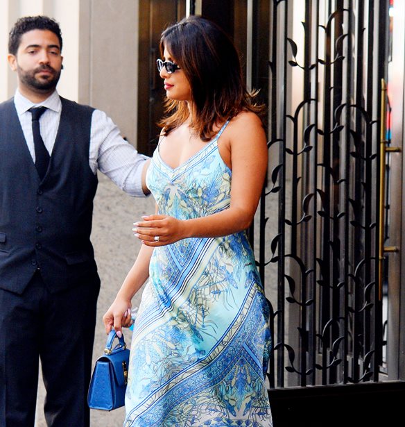 &#x3A0;&#x3BF;&#x3CD; &#x3B5;&#x3BD;&#x3C4;&#x3CC;&#x3C0;&#x3B9;&#x3C3;&#x3B5; &#x3BF; &#x3C6;&#x3C9;&#x3C4;&#x3BF;&#x3B3;&#x3C1;&#x3B1;&#x3C6;&#x3B9;&#x3BA;&#x3CC;&#x3C2; &#x3C6;&#x3B1;&#x3BA;&#x3CC;&#x3C2; &#x3C4;&#x3B7;&#x3BD; Priyanka Chopra;