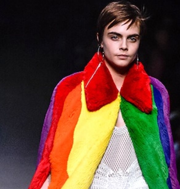 &#x393;&#x3B9;&#x3B1;&#x3C4;&#x3AF; &#x3BF; &#x3BF;&#x3AF;&#x3BA;&#x3BF;&#x3C2; Burberry &#x3B4;&#x3B5;&#x3BD; &#x3B5;&#x3AF;&#x3BD;&#x3B1;&#x3B9; &#x3BF; &#x3BC;&#x3BF;&#x3BD;&#x3B1;&#x3B4;&#x3B9;&#x3BA;&#x3CC;&#x3C2; &#x3C5;&#x3C0;&#x3B1;&#x3AF;&#x3C4;&#x3B9;&#x3BF;&#x3C2;: &#x397; &#x3BA;&#x3B1;&#x3C4;&#x3B1;&#x3C3;&#x3C4;&#x3C1;&#x3BF;&#x3C6;&#x3AE; &#x3C4;&#x3C9;&#x3BD; &#x3C1;&#x3BF;&#x3CD;&#x3C7;&#x3C9;&#x3BD; &#x3B5;&#x3AF;&#x3BD;&#x3B1;&#x3B9; &#x3AD;&#x3BD;&#x3B1; &#x3BA;&#x3BF;&#x3B9;&#x3BD;&#x3CC; &#x3BC;&#x3C5;&#x3C3;&#x3C4;&#x3B9;&#x3BA;&#x3CC;