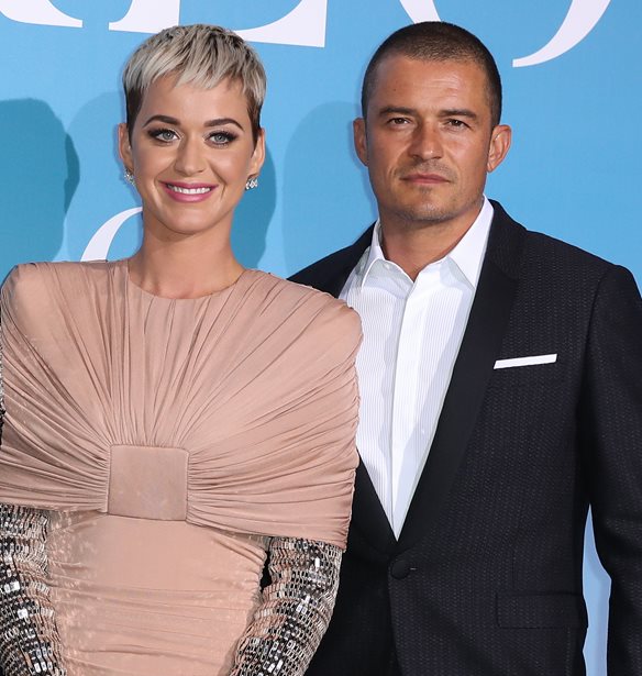 Katy Perry &amp; Orlando Bloom: &#x3A0;&#x3BF;&#x3CD; &#x3C4;&#x3BF;&#x3C5;&#x3C2; &#x3B5;&#x3BD;&#x3C4;&#x3CC;&#x3C0;&#x3B9;&#x3C3;&#x3B5; &#x3BF; &#x3C6;&#x3C9;&#x3C4;&#x3BF;&#x3B3;&#x3C1;&#x3B1;&#x3C6;&#x3B9;&#x3BA;&#x3CC;&#x3C2; &#x3C6;&#x3B1;&#x3BA;&#x3CC;&#x3C2;;