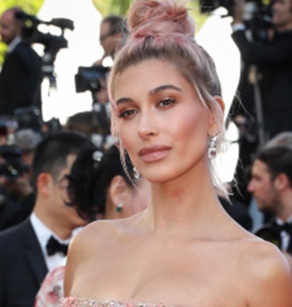 Μάθαμε τι τρώει η Hailey Baldwin κάθε μέρα