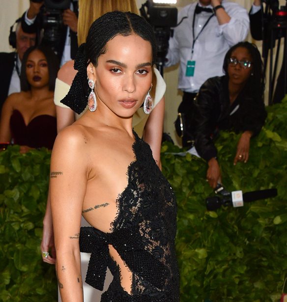 &#x397; Zo&#xEB; Kravitz &#x3C0;&#x3C1;&#x3BF;&#x3C3;&#x3C0;&#x3AC;&#x3B8;&#x3B7;&#x3C3;&#x3B5; &#x3BD;&#x3B1; &#x3B1;&#x3BB;&#x3BB;&#x3AC;&#x3BE;&#x3B5;&#x3B9; &#x3C4;&#x3BF; &#x3B4;&#x3B9;&#x3AC;&#x3C3;&#x3B7;&#x3BC;&#x3BF; &#x3B5;&#x3C0;&#x3CE;&#x3BD;&#x3C5;&#x3BC;&#x3CC; &#x3C4;&#x3B7;&#x3C2;
