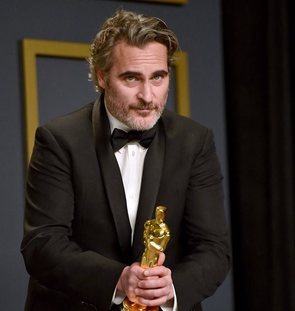 &#x38C;&#x3BB;&#x3BF;&#x3B9; &#x3BC;&#x3B9;&#x3BB;&#x3BF;&#x3CD;&#x3BD; &#x3B3;&#x3B9;&#x3B1; &#x3C4;&#x3BF;&#x3BD; &#x3B5;&#x3C5;&#x3C7;&#x3B1;&#x3C1;&#x3B9;&#x3C3;&#x3C4;&#x3AE;&#x3C1;&#x3B9;&#x3BF; &#x3BB;&#x3CC;&#x3B3;&#x3BF; &#x3C4;&#x3BF;&#x3C5; Joaquin Phoenix
