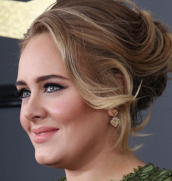 Adele | &#x397; &#x3BD;&#x3AD;&#x3B1; &#x3C4;&#x3B7;&#x3C2; &#x3B1;&#x3BD;&#x3AC;&#x3C1;&#x3C4;&#x3B7;&#x3C3;&#x3B7; &#x3BA;&#x3B1;&#x3B9; &#x3BF; &#x3C6;&#x3B7;&#x3BC;&#x3BF;&#x3BB;&#x3BF;&#x3B3;&#x3BF;&#x3CD;&#x3BC;&#x3B5;&#x3BD;&#x3BF;&#x3C2; &#x3C3;&#x3CD;&#x3BD;&#x3C4;&#x3C1;&#x3BF;&#x3C6;&#x3CC;&#x3C2; &#x3C4;&#x3B7;&#x3C2;