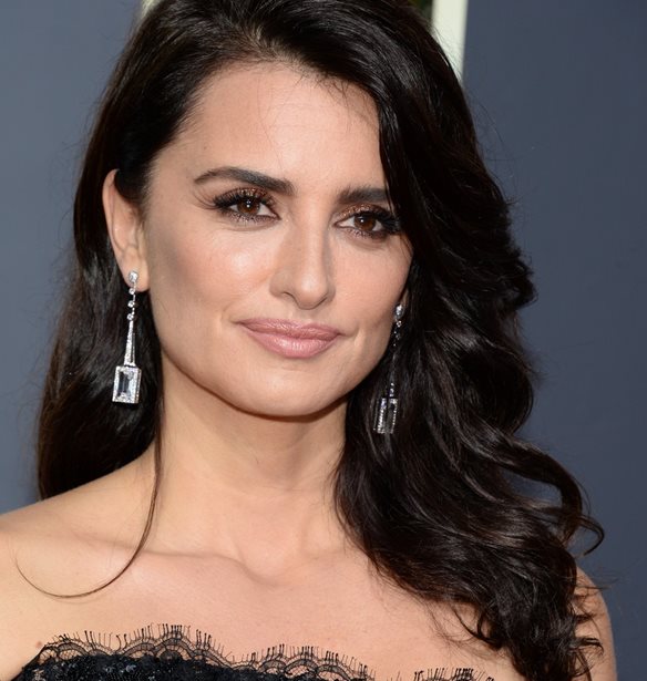 Penelope Cruz | &#x397; &#x3B5;&#x3BC;&#x3C6;&#x3AC;&#x3BD;&#x3B9;&#x3C3;&#x3B7;- &#x3AD;&#x3BA;&#x3C0;&#x3BB;&#x3B7;&#x3BE;&#x3B7; &#x3C3;&#x3B5; &#x3C0;&#x3B1;&#x3B9;&#x3B4;&#x3B9;&#x3BA;&#x3AE; &#x3C3;&#x3C5;&#x3BD;&#x3B1;&#x3C5;&#x3BB;&#x3AF;&#x3B1;!