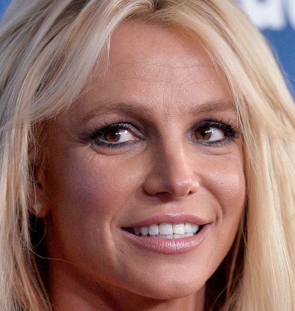 &#x397; Britney Spears &#x3B1;&#x3B9;&#x3C4;&#x3AE;&#x3B8;&#x3B7;&#x3BA;&#x3B5; &#x3BD;&#x3B1; &#x3BC;&#x3B9;&#x3BB;&#x3AE;&#x3C3;&#x3B5;&#x3B9; &#x3C3;&#x3C4;&#x3BF; &#x3B4;&#x3B9;&#x3BA;&#x3B1;&#x3C3;&#x3C4;&#x3AE;&#x3C1;&#x3B9;&#x3BF;