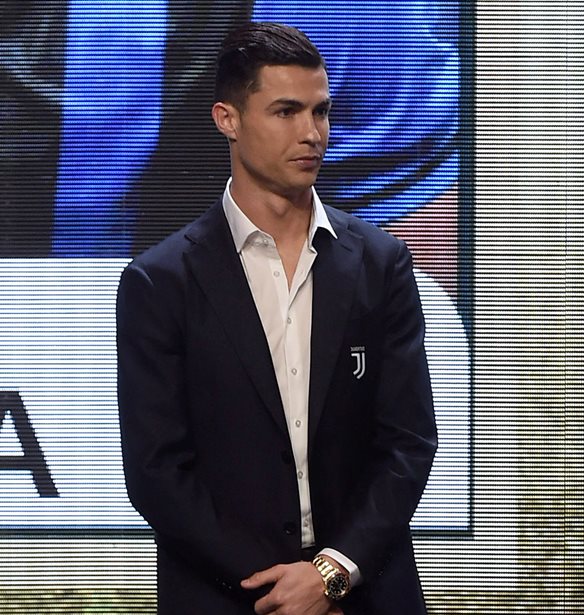 Cristiano Ronaldo | &#x397; &#x3CC;&#x3BC;&#x3BF;&#x3C1;&#x3C6;&#x3B7; &#x3C6;&#x3C9;&#x3C4;&#x3BF;&#x3B3;&#x3C1;&#x3B1;&#x3C6;&#x3AF;&#x3B1; &#x3C4;&#x3BF;&#x3C5; &#x3BC;&#x3B5; &#x3C4;&#x3B7;&#x3BD; &#x3BD;&#x3B5;&#x3BF;&#x3B3;&#x3AD;&#x3BD;&#x3BD;&#x3B7;&#x3C4;&#x3B7; &#x3BA;&#x3CC;&#x3C1;&#x3B7; &#x3C4;&#x3BF;&#x3C5;