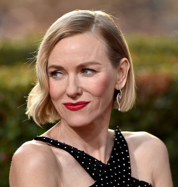 Naomi Watts | &#x3A0;&#x3BF;&#x3B9;&#x3B1; &#x3B7;&#x3B8;&#x3BF;&#x3C0;&#x3BF;&#x3B9;&#x3CC;&#x3C2; &#x3B8;&#x3B1; &#x3AE;&#x3B8;&#x3B5;&#x3BB;&#x3B5; &#x3BD;&#x3B1; &#x3C4;&#x3B7;&#x3BD; &#x3C5;&#x3C0;&#x3BF;&#x3B4;&#x3C5;&#x3B8;&#x3B5;&#x3AF; &#x3C3;&#x3B5; &#x3C4;&#x3B1;&#x3B9;&#x3BD;&#x3AF;&#x3B1; &#x3B3;&#x3B9;&#x3B1; &#x3C4;&#x3B7; &#x3B6;&#x3C9;&#x3AE; &#x3C4;&#x3B7;&#x3C2;;