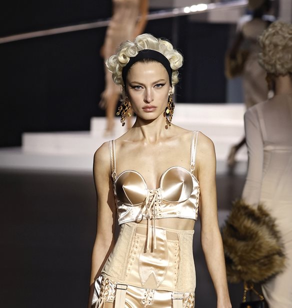 Lingerie trend | &#x395;&#x3C3;&#x3CD; &#x3B8;&#x3B1; &#x3C6;&#x3BF;&#x3C1;&#x3AD;&#x3C3;&#x3B5;&#x3B9;&#x3C2; &#x3C6;&#x3AD;&#x3C4;&#x3BF;&#x3C2; &#x3C4;&#x3B1; &#x3B5;&#x3C3;&#x3CE;&#x3C1;&#x3BF;&#x3C5;&#x3C7;&#x3AC; &#x3C3;&#x3BF;&#x3C5; &#x3C3;&#x3B1;&#x3BD; &#x3C1;&#x3BF;&#x3CD;&#x3C7;&#x3B1;;