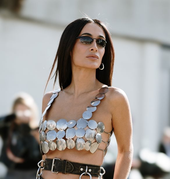 Πώς να συνδυάσεις τα ασημένια κοσμήματα φέτος τον χειμώνα