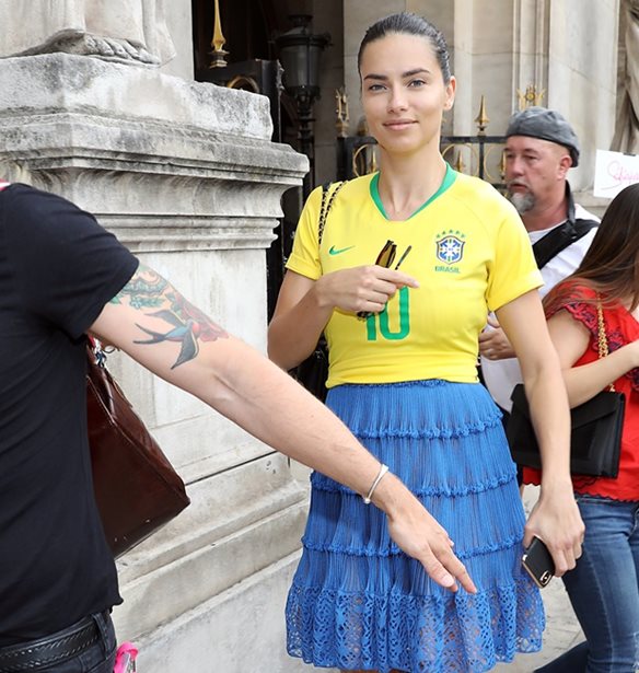 &#x3A0;&#x3BF;&#x3CD; &#x3B5;&#x3BD;&#x3C4;&#x3CC;&#x3C0;&#x3B9;&#x3C3;&#x3B5; &#x3BF; &#x3C6;&#x3C9;&#x3C4;&#x3BF;&#x3B3;&#x3C1;&#x3B1;&#x3C6;&#x3B9;&#x3BA;&#x3CC;&#x3C2; &#x3C6;&#x3B1;&#x3BA;&#x3CC;&#x3C2; &#x3C4;&#x3B7;&#x3BD; Adriana Lima;