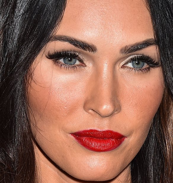 &#x3A4;&#x3BF; &#x3BD;&#x3C4;&#x3C1;&#x3BF;&#x3C0;&#x3B9;&#x3B1;&#x3C3;&#x3C4;&#x3B9;&#x3BA;&#x3CC; &#x3C0;&#x3B5;&#x3C1;&#x3B9;&#x3C3;&#x3C4;&#x3B1;&#x3C4;&#x3B9;&#x3BA;&#x3CC; &#x3C0;&#x3BF;&#x3C5; &#x3AD;&#x3BA;&#x3B1;&#x3BD;&#x3B5; &#x3C4;&#x3B7; Megan Fox &#x3BD;&#x3B1; &#x3BC;&#x3B7;&#x3BD; &#x3BE;&#x3B1;&#x3BD;&#x3B1;&#x3C0;&#x3B9;&#x3B5;&#x3AF; &#x3B1;&#x3BB;&#x3BA;&#x3BF;&#x3CC;&#x3BB; &#x3B5;&#x3B4;&#x3CE; &#x3BA;&#x3B1;&#x3B9; 12 &#x3C7;&#x3C1;&#x3CC;&#x3BD;&#x3B9;&#x3B1; (&#x3B2;&#x3AF;&#x3BD;&#x3C4;&#x3B5;&#x3BF;)