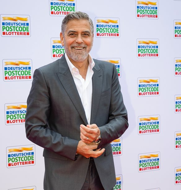 &#x39F; George Clooney &#x3C3;&#x3C4;&#x3B7; &#x39C;&#x3CD;&#x3BA;&#x3BF;&#x3BD;&#x3BF; | &#x39F; &#x3BB;&#x3CC;&#x3B3;&#x3BF;&#x3C2; &#x3C4;&#x3B7;&#x3C2; &#x3B5;&#x3C0;&#x3AF;&#x3C3;&#x3BA;&#x3B5;&#x3C8;&#x3AE;&#x3C2; &#x3C4;&#x3BF;&#x3C5;, &#x3C4;&#x3BF; &#x3C0;&#x3BB;&#x3BF;&#x3CD;&#x3C3;&#x3B9;&#x3BF; &#x3B5;&#x3BB;&#x3BB;&#x3B7;&#x3BD;&#x3B9;&#x3BA;&#x3CC; &#x3B3;&#x3B5;&#x3CD;&#x3BC;&#x3B1; &#x3BA;&#x3B1;&#x3B9; &#x3B7; &#x3B1;&#x3BD;&#x3B1;&#x3C6;&#x3BF;&#x3C1;&#x3AC; &#x3C3;&#x3C4;&#x3B7; &#x3C7;&#x3CE;&#x3C1;&#x3B1; &#x3BC;&#x3B1;&#x3C2;