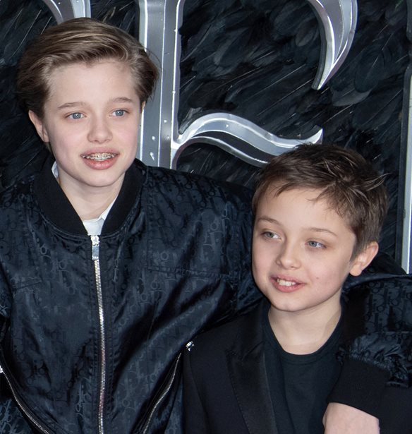 &#x39F; Brad Pitt &#x3B4;&#x3B7;&#x3BB;&#x3CE;&#x3BD;&#x3B5;&#x3B9; &#x3C0;&#x3B5;&#x3C1;&#x3AE;&#x3C6;&#x3B1;&#x3BD;&#x3BF;&#x3C2; &#x3B3;&#x3B9;&#x3B1; &#x3C4;&#x3B7;&#x3BD; &#x3BA;&#x3CC;&#x3C1;&#x3B7; &#x3C4;&#x3BF;&#x3C5;, Shiloh