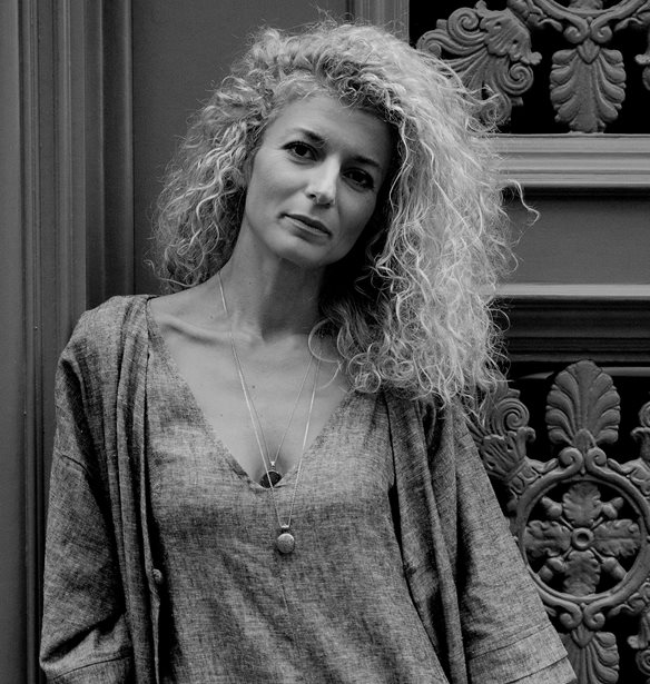 Meet the designer: &#x395;&#x3B9;&#x3C1;&#x3AE;&#x3BD;&#x3B7;-&#x39B;&#x3BF;&#x3C5;&#x3AF;&#x3B6;&#x3B1; &#x391;&#x3BD;&#x3B4;&#x3C1;&#x3B9;&#x3BA;&#x3BF;&#x3C0;&#x3BF;&#x3CD;&#x3BB;&#x3BF;&#x3C5;