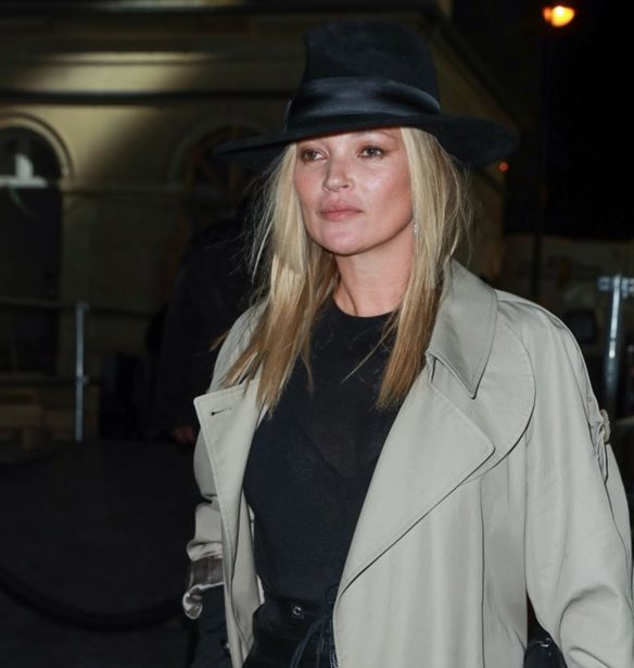 &#x397; Kate Moss &#x3C3;&#x3BF;&#x3CD; &#x3B4;&#x3B5;&#x3AF;&#x3C7;&#x3BD;&#x3B5;&#x3B9; &#x3C0;&#x3CE;&#x3C2; &#x3BD;&#x3B1; &#x3C6;&#x3BF;&#x3C1;&#x3AD;&#x3C3;&#x3B5;&#x3B9;&#x3C2; &#x3C4;&#x3BF; trench coat