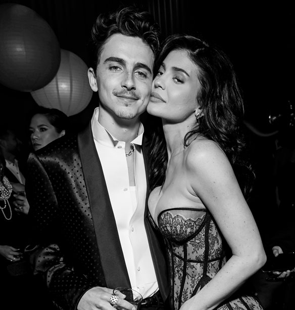 Timoth&#xE9;e Chalamet | &#x3A4;&#x3BF; &#x3B4;&#x3B7;&#x3BC;&#x3CC;&#x3C3;&#x3B9;&#x3BF; &#x3C3;&#x3C7;&#x3CC;&#x3BB;&#x3B9;&#x3BF; &#x3C4;&#x3B7;&#x3C2; &#x3BC;&#x3B7;&#x3C4;&#x3AD;&#x3C1;&#x3B1;&#x3C2; &#x3C4;&#x3BF;&#x3C5; &#x3B3;&#x3B9;&#x3B1; &#x3C4;&#x3B7; &#x3C3;&#x3CD;&#x3BD;&#x3C4;&#x3C1;&#x3BF;&#x3C6;&#x3CC; &#x3C4;&#x3BF;&#x3C5;, Kylie Jenner