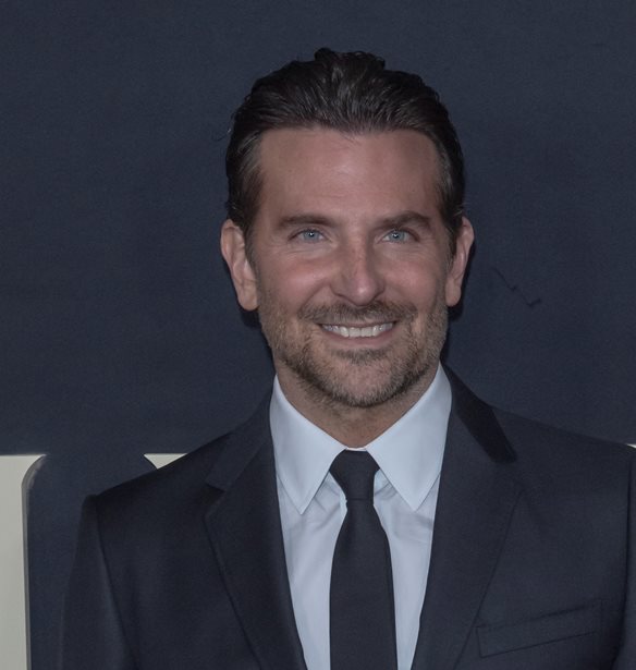 Bradley Cooper | &#x3A0;&#x3CE;&#x3C2; &#x3BF; &#x3B8;&#x3AC;&#x3BD;&#x3B1;&#x3C4;&#x3BF;&#x3C2; &#x3C4;&#x3BF;&#x3C5; &#x3C0;&#x3B1;&#x3C4;&#x3AD;&#x3C1;&#x3B1; &#x3C4;&#x3BF;&#x3C5; &#x3AC;&#x3BB;&#x3BB;&#x3B1;&#x3BE;&#x3B5; &#x3C4;&#x3BF;&#x3BD; &#x3C4;&#x3C1;&#x3CC;&#x3C0;&#x3BF; &#x3C0;&#x3BF;&#x3C5; &#x3C6;&#x3AD;&#x3C1;&#x3B5;&#x3C4;&#x3B1;&#x3B9; &#x3C3;&#x3C4;&#x3B7;&#x3BD; 6&#x3C7;&#x3C1;&#x3BF;&#x3BD;&#x3B7; &#x3BA;&#x3CC;&#x3C1;&#x3B7; &#x3C4;&#x3BF;&#x3C5;
