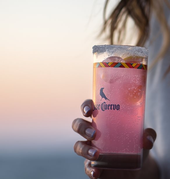 D&#xED;a de los Muertos | &#x3A0;&#x3CE;&#x3C2; &#x3B8;&#x3B1; &#x3B3;&#x3B9;&#x3BF;&#x3C1;&#x3C4;&#x3AC;&#x3C3;&#x3BF;&#x3C5;&#x3BC;&#x3B5; &#x3C4;&#x3B7;&#x3BD; &#x3C0;&#x3B1;&#x3C1;&#x3B1;&#x3B4;&#x3BF;&#x3C3;&#x3B9;&#x3B1;&#x3BA;&#x3AE; &#x3BC;&#x3B5;&#x3BE;&#x3B9;&#x3BA;&#x3B1;&#x3BD;&#x3B9;&#x3BA;&#x3AE; &#x3B3;&#x3B9;&#x3BF;&#x3C1;&#x3C4;&#x3AE; &#x3C3;&#x3C4;&#x3B1; &#x3BA;&#x3B1;&#x3BB;&#x3CD;&#x3C4;&#x3B5;&#x3C1;&#x3B1; &#x3BC;&#x3C0;&#x3B1;&#x3C1; &#x3C4;&#x3B7;&#x3C2; &#x3C0;&#x3CC;&#x3BB;&#x3B7;&#x3C2;