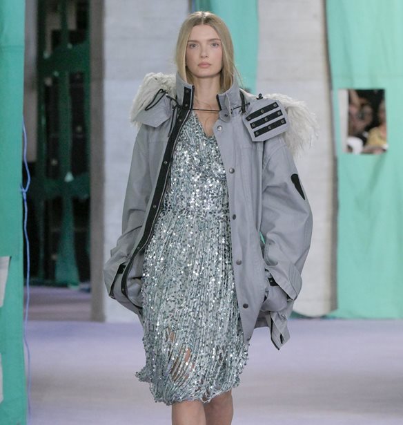 Parka | &#x3A4;&#x3BF; &#x3B9;&#x3B4;&#x3B1;&#x3BD;&#x3B9;&#x3BA;&#x3CC; &#x3C0;&#x3B1;&#x3BD;&#x3C9;&#x3C6;&#x3CC;&#x3C1;&#x3B9; &#x3B3;&#x3B9;&#x3B1; &#x3C4;&#x3BF;&#x3C5;&#x3C2; &#x3BC;&#x3B5;&#x3C4;&#x3B1;&#x3B2;&#x3B1;&#x3C4;&#x3B9;&#x3BA;&#x3BF;&#x3CD;&#x3C2; &#x3BC;&#x3AE;&#x3BD;&#x3B5;&#x3C2;