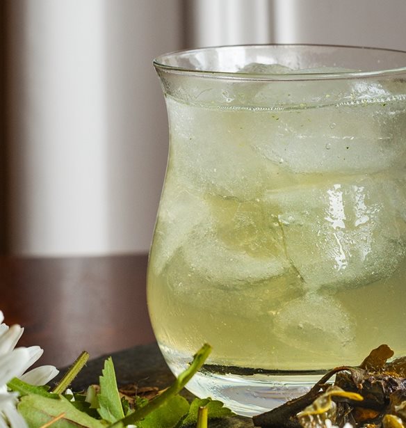 The Botanist | &#x3A4;&#x3BF; super premium Gin &#x3C0;&#x3BF;&#x3C5; &#x3B8;&#x3B1; &#x3B1;&#x3C0;&#x3BF;&#x3B3;&#x3B5;&#x3B9;&#x3CE;&#x3C3;&#x3B5;&#x3B9; &#x3C4;&#x3B1; cocktail &#x3C3;&#x3BF;&#x3C5;