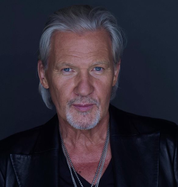 &#x39F; Johnny Logan &#x3B3;&#x3B9;&#x3B1; &#x3C0;&#x3C1;&#x3CE;&#x3C4;&#x3B7; &#x3C6;&#x3BF;&#x3C1;&#x3AC; &#x3C3;&#x3C4;&#x3B7;&#x3BD; &#x395;&#x3BB;&#x3BB;&#x3AC;&#x3B4;&#x3B1; | &#x39F;&#x3B9; &#x3B4;&#x3CD;&#x3BF; &#x3C3;&#x3C5;&#x3BD;&#x3B1;&#x3C5;&#x3BB;&#x3AF;&#x3B5;&#x3C2; &#x3C0;&#x3BF;&#x3C5; &#x3B8;&#x3B1; &#x3B4;&#x3CE;&#x3C3;&#x3B5;&#x3B9;