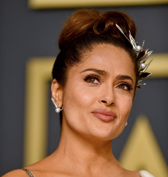 &#x397; Salma Hayek &#x3AD;&#x3BA;&#x3B1;&#x3BD;&#x3B5; &#x3C4;&#x3BF; &#x3C0;&#x3B9;&#x3BF; &#x3B5;&#x3C0;&#x3B9;&#x3BA;&#x3CC; throwback &#x3B1;&#x3C0;&#x3CC; &#x3C4;&#x3B1; 90s