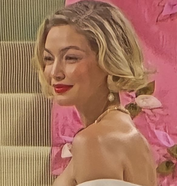 &#x3A0;&#x3CC;&#x3C3;&#x3BF; &#x3BA;&#x3BF;&#x3C3;&#x3C4;&#x3AF;&#x3B6;&#x3B5;&#x3B9; &#x3BC;&#x3B9;&#x3B1; &#x3B8;&#x3AD;&#x3C3;&#x3B7; &#x3C3;&#x3C4;&#x3BF; MET Gala;