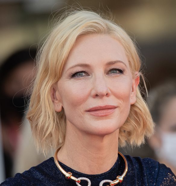 &#x397; Cate Blanchett &#x3B6;&#x3B7;&#x3C4;&#x3AC; &#x3BA;&#x3B1;&#x3C4;&#x3AC;&#x3C0;&#x3B1;&#x3C5;&#x3C3;&#x3B7; &#x3C4;&#x3BF;&#x3C5; &#x3C0;&#x3C5;&#x3C1;&#x3CC;&#x3C2; &#x3C3;&#x3C4;&#x3B7; &#x393;&#x3AC;&#x3B6;&#x3B1;