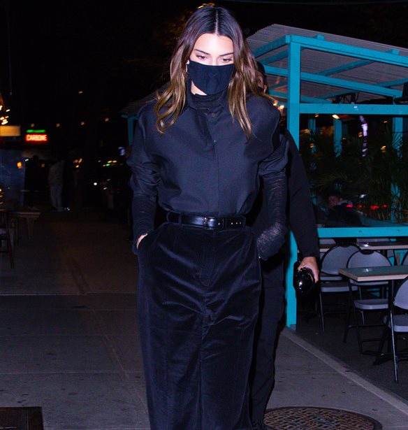 Tο κοτλέ παντελόνι είναι σταθερή αξία | 5 κομμάτια για όλες τις ώρες