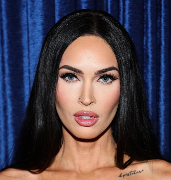 &#x393;&#x3AD;&#x3BD;&#x3BD;&#x3B7;&#x3C3;&#x3B5; &#x3B7; Megan Fox, &#x3BB;&#x3AF;&#x3B3;&#x3BF;&#x3C5;&#x3C2; &#x3BC;&#x3AE;&#x3BD;&#x3B5;&#x3C2; &#x3BC;&#x3B5;&#x3C4;&#x3AC; &#x3C4;&#x3BF;&#x3BD; &#x3C7;&#x3C9;&#x3C1;&#x3B9;&#x3C3;&#x3BC;&#x3CC; &#x3B1;&#x3C0;&#x3CC; &#x3C4;&#x3BF;&#x3BD; &#x3C0;&#x3B1;&#x3C4;&#x3AD;&#x3C1;&#x3B1; &#x3C4;&#x3BF;&#x3C5; &#x3C0;&#x3B1;&#x3B9;&#x3B4;&#x3B9;&#x3BF;&#x3CD; | &#x3A0;&#x3BF;&#x3B9;&#x3BF; &#x3B5;&#x3AF;&#x3BD;&#x3B1;&#x3B9; &#x3C4;&#x3BF; &#x3C6;&#x3CD;&#x3BB;&#x3BF; &#x3C4;&#x3BF;&#x3C5; &#x3BC;&#x3C9;&#x3C1;&#x3BF;&#x3CD;