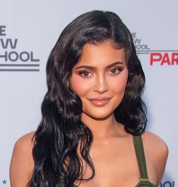 Kylie Jenner | &#x38C;&#x3BB;&#x3B7; &#x3B7; &#x3B1;&#x3BB;&#x3AE;&#x3B8;&#x3B5;&#x3B9;&#x3B1; &#x3B3;&#x3B9;&#x3B1; &#x3C4;&#x3B7; &#x3C3;&#x3C7;&#x3AD;&#x3C3;&#x3B7; &#x3C4;&#x3B7;&#x3C2; &#x3BC;&#x3B5; &#x3C4;&#x3BF;&#x3BD; Timoth&#xE9;e Chalamet