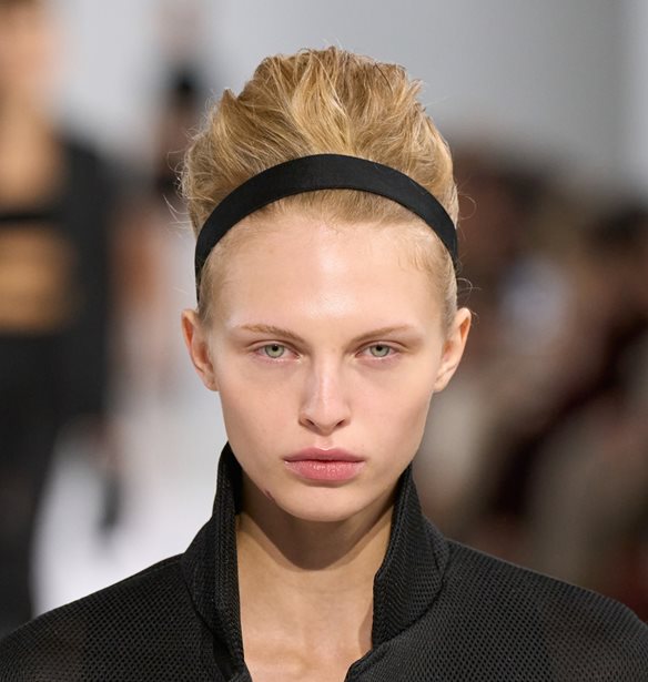 Naked Skin | &#x3A0;&#x3CE;&#x3C2; &#x3B8;&#x3B1; &#x3C0;&#x3B5;&#x3C4;&#x3CD;&#x3C7;&#x3B5;&#x3B9;&#x3C2; &#x3C4;&#x3BF; &#x3B4;&#x3B7;&#x3BC;&#x3BF;&#x3C6;&#x3B9;&#x3BB;&#x3AD;&#x3C2; make-up trend