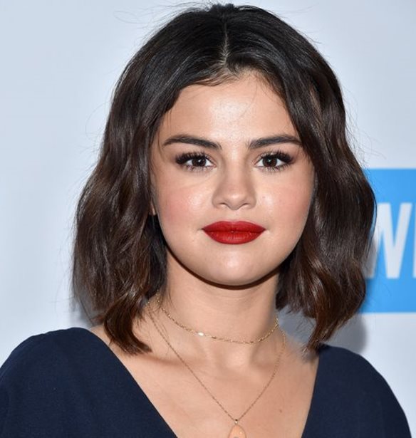 Selena Gomez: &#x39D;&#x3BF;&#x3C3;&#x3B7;&#x3BB;&#x3B5;&#x3CD;&#x3B5;&#x3C4;&#x3B1;&#x3B9; &#x3C3;&#x3B5; &#x3B5;&#x3B9;&#x3B4;&#x3B9;&#x3BA;&#x3AE; &#x3BA;&#x3BB;&#x3B9;&#x3BD;&#x3B9;&#x3BA;&#x3AE; &#x3C8;&#x3C5;&#x3C7;&#x3B9;&#x3BA;&#x3AE;&#x3C2; &#x3C5;&#x3B3;&#x3B5;&#x3AF;&#x3B1;&#x3C2;