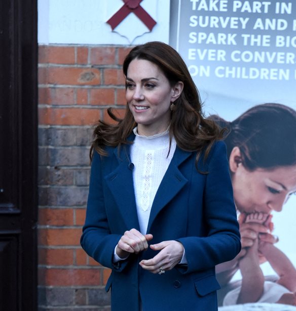 &#x397; Kate Middleton &#x3C6;&#x3CC;&#x3C1;&#x3B5;&#x3C3;&#x3B5; &#x3C4;&#x3BF; &#x3B1;&#x3B3;&#x3B1;&#x3C0;&#x3B7;&#x3BC;&#x3AD;&#x3BD;&#x3BF; brand &#x3C4;&#x3C9;&#x3BD; &#x393;&#x3B1;&#x3BB;&#x3BB;&#x3AF;&#x3B4;&#x3C9;&#x3BD;