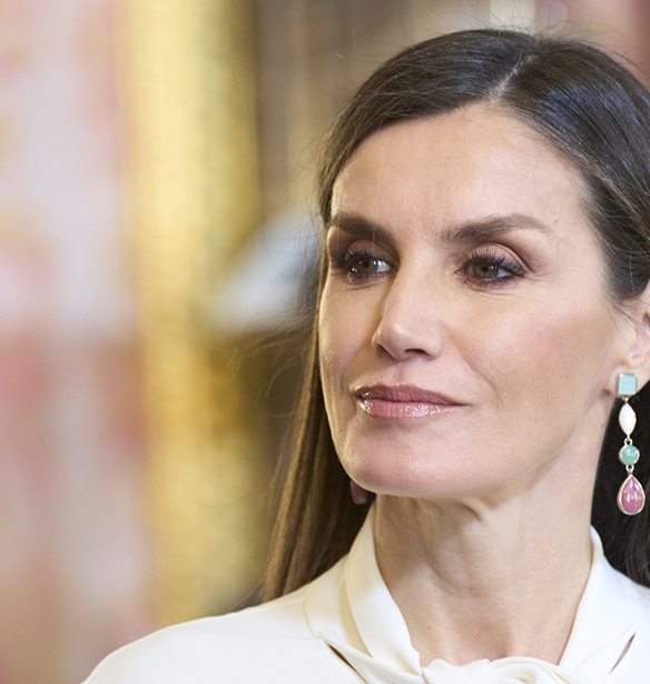 &#x392;&#x3B1;&#x3C3;&#x3AF;&#x3BB;&#x3B9;&#x3C3;&#x3C3;&#x3B1; Letizia | &#x397; &#x3AC;&#x3B2;&#x3BF;&#x3BB;&#x3B7; &#x3C3;&#x3C4;&#x3B9;&#x3B3;&#x3BC;&#x3AE; &#x3C0;&#x3BF;&#x3C5; &#x3BF; &#x3B4;&#x3B9;&#x3C0;&#x3BB;&#x3C9;&#x3BC;&#x3AC;&#x3C4;&#x3B7;&#x3C2; &#x3C4;&#x3BF;&#x3C5; &#x399;&#x3C1;&#x3AC;&#x3BD; &#x3B4;&#x3B5;&#x3BD; &#x3C4;&#x3B7;&#x3C2; &#x3B4;&#x3AF;&#x3BD;&#x3B5;&#x3B9; &#x3C4;&#x3BF; &#x3C7;&#x3AD;&#x3C1;&#x3B9; &#x3C4;&#x3BF;&#x3C5; (&#x3B2;&#x3AF;&#x3BD;&#x3C4;&#x3B5;&#x3BF;)