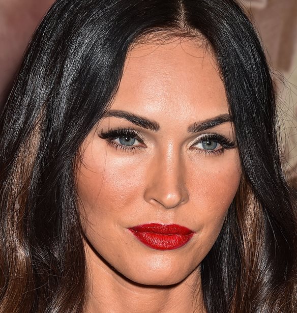&#x3A7;&#x3CE;&#x3C1;&#x3B9;&#x3C3;&#x3B1;&#x3BD; &#x3B7; Megan Fox &#x3BA;&#x3B1;&#x3B9; &#x3BF; Machine Gun Kelly | &#x39F; &#x3BB;&#x3CC;&#x3B3;&#x3BF;&#x3C2;