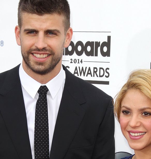 Shakira | &#x397; &#x3B1;&#x3B9;&#x3BD;&#x3B9;&#x3B3;&#x3BC;&#x3B1;&#x3C4;&#x3B9;&#x3BA;&#x3AE; &#x3B1;&#x3BD;&#x3AC;&#x3C1;&#x3C4;&#x3B7;&#x3C3;&#x3AE; &#x3C4;&#x3B7;&#x3C2; &#x3CD;&#x3C3;&#x3C4;&#x3B5;&#x3C1;&#x3B1; &#x3B1;&#x3C0;&#x3CC; &#x3C4;&#x3B7; &#x3C6;&#x3C9;&#x3C4;&#x3BF;&#x3B3;&#x3C1;&#x3B1;&#x3C6;&#x3AF;&#x3B1; &#x3C4;&#x3BF;&#x3C5; Piqu&#xE9; &#x3BC;&#x3B5; &#x3C4;&#x3B7; &#x3BD;&#x3AD;&#x3B1; &#x3C4;&#x3BF;&#x3C5; &#x3C3;&#x3CD;&#x3BD;&#x3C4;&#x3C1;&#x3BF;&#x3C6;&#x3BF;