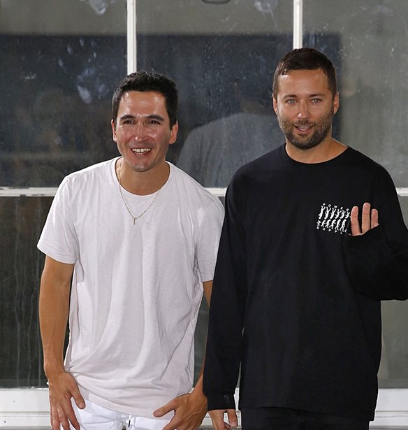 Loewe | &#x3A4;&#x3BF; &#x3C0;&#x3C1;&#x3CE;&#x3B7;&#x3BD; &#x3B4;&#x3AF;&#x3B4;&#x3C5;&#x3BC;&#x3BF; &#x3C4;&#x3B7;&#x3C2; Proenza Schouler &#x3B1;&#x3BD;&#x3B1;&#x3BB;&#x3B1;&#x3BC;&#x3B2;&#x3AC;&#x3BD;&#x3B5;&#x3B9; &#x3C4;&#x3BF; &#x3C4;&#x3B9;&#x3BC;&#x3CC;&#x3BD;&#x3B9; &#x3C4;&#x3BF;&#x3C5; &#x3BF;&#x3AF;&#x3BA;&#x3BF;&#x3C5;