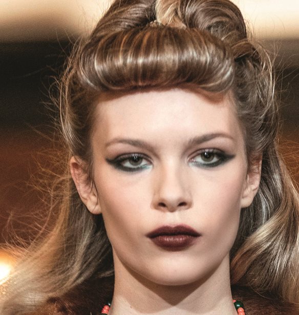 Tips για τα πιο εντυπωσιακά εορταστικά makeup looks