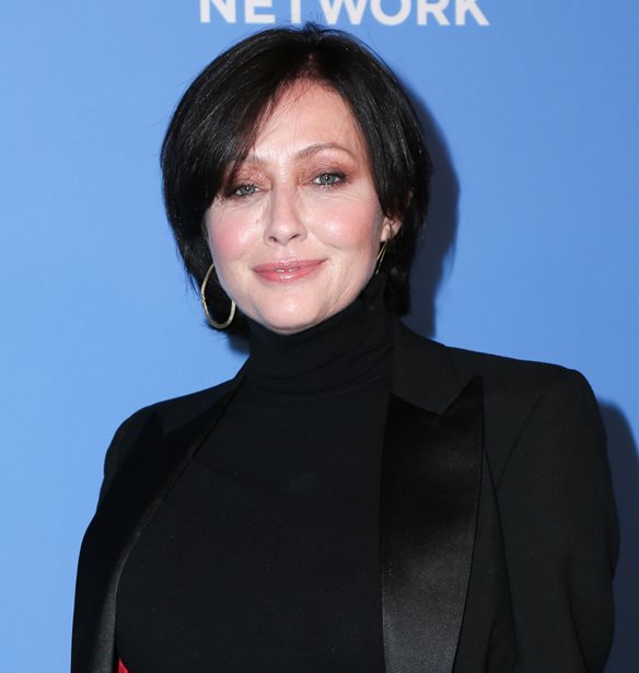 Shannen Doherty | &#x3A4;&#x3B7; &#x3C3;&#x3C4;&#x3B9;&#x3B3;&#x3BC;&#x3AE; &#x3C0;&#x3BF;&#x3C5; &#x3BF; &#x3BA;&#x3B1;&#x3C1;&#x3BA;&#x3AF;&#x3BD;&#x3BF;&#x3C2; &#x3B5;&#x3BE;&#x3B1;&#x3C0;&#x3BB;&#x3CE;&#x3BD;&#x3B5;&#x3C4;&#x3B1;&#x3B9; &#x3C3;&#x3C4;&#x3B1; &#x3BF;&#x3C3;&#x3C4;&#x3AC; &#x3C4;&#x3B7;&#x3C2;, &#x3B7; &#x3AF;&#x3B4;&#x3B9;&#x3B1; &#x3B4;&#x3B5;&#x3BD; &#x3B8;&#x3AD;&#x3BB;&#x3B5;&#x3B9; &#x3BD;&#x3B1; &#x3C3;&#x3C4;&#x3B1;&#x3BC;&#x3B1;&#x3C4;&#x3AE;&#x3C3;&#x3B5;&#x3B9; &#x3BD;&#x3B1; &#x3B6;&#x3B5;&#x3B9; &#x3BA;&#x3B1;&#x3B9; &#x3BD;&#x3B1; &#x3B4;&#x3B7;&#x3BC;&#x3B9;&#x3BF;&#x3C5;&#x3C1;&#x3B3;&#x3B5;&#x3AF;